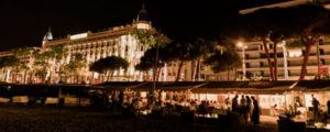 Hotel Carlton Cannes, Plage Ondine, animation par le groupe Orange Trio Music
